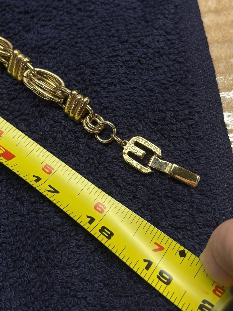 GIVENCHY Signed Gold Tone Necklace. 18”