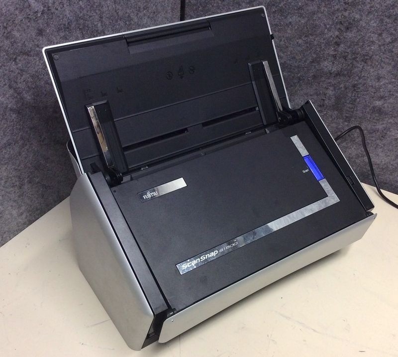 Fujitsu ScanSnap S1500 Duplex Document Scanner – 1,570 Scans – AC & USB