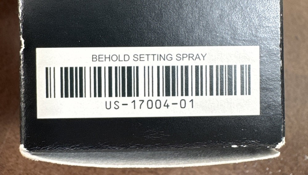 Younique Touch Behold Makeup Setting Spray 4oz.~NEW
