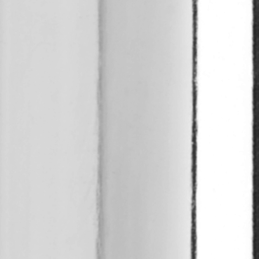 Umbra Isa Bell, Chrome