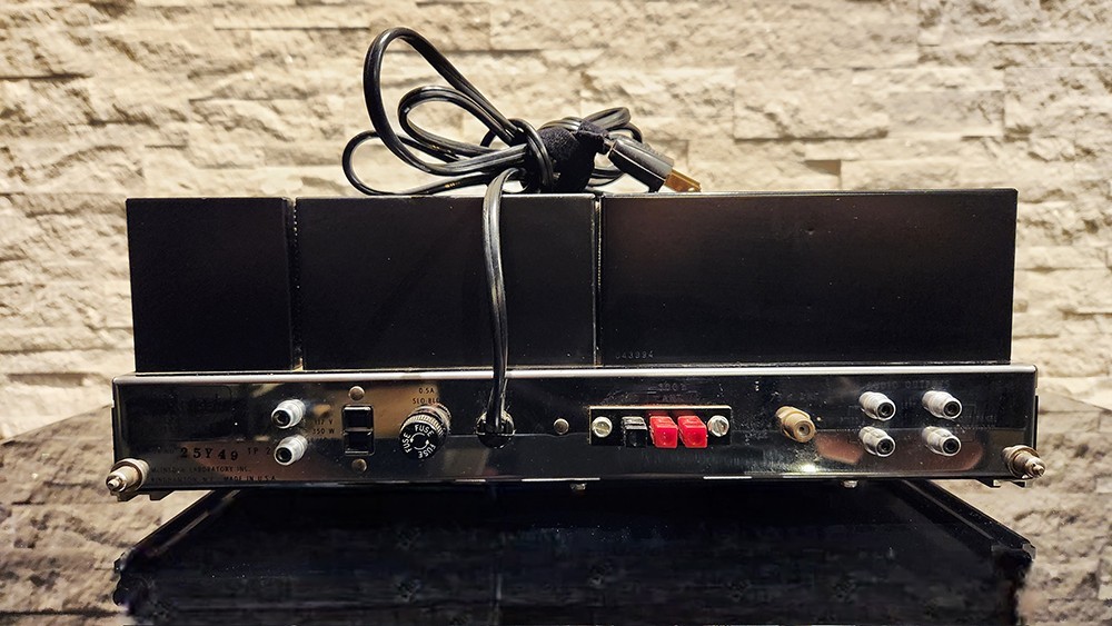 McIntosh MR-77 Precision Solid State FM Stereo Tuner