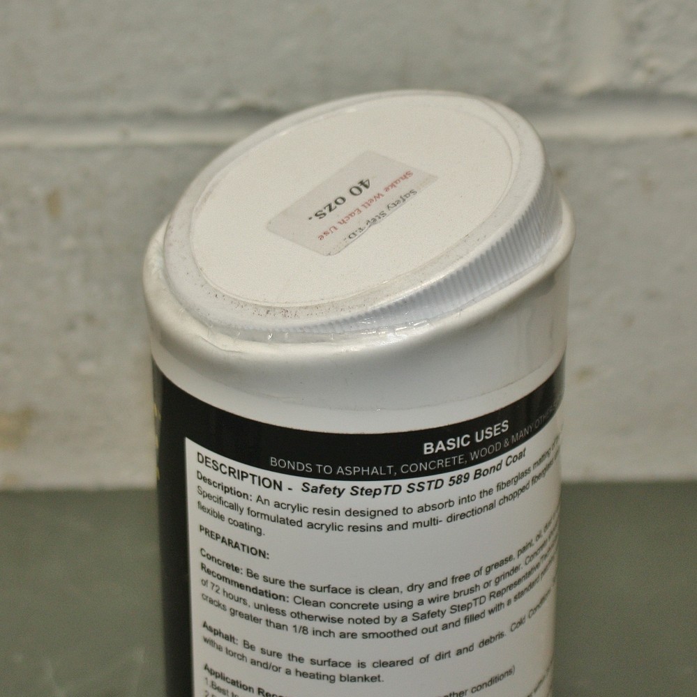 CRUSHED - (3) SSTD Construction Adhesive SSTD5893200, SSTD-589, 1 qt, Acylic