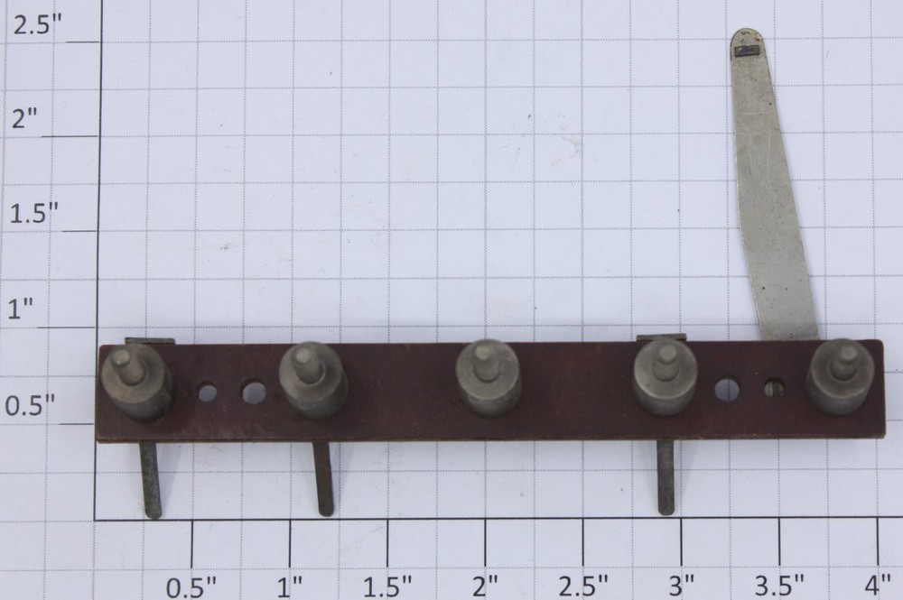Lionel 22-34 Terminal Plate Assembly