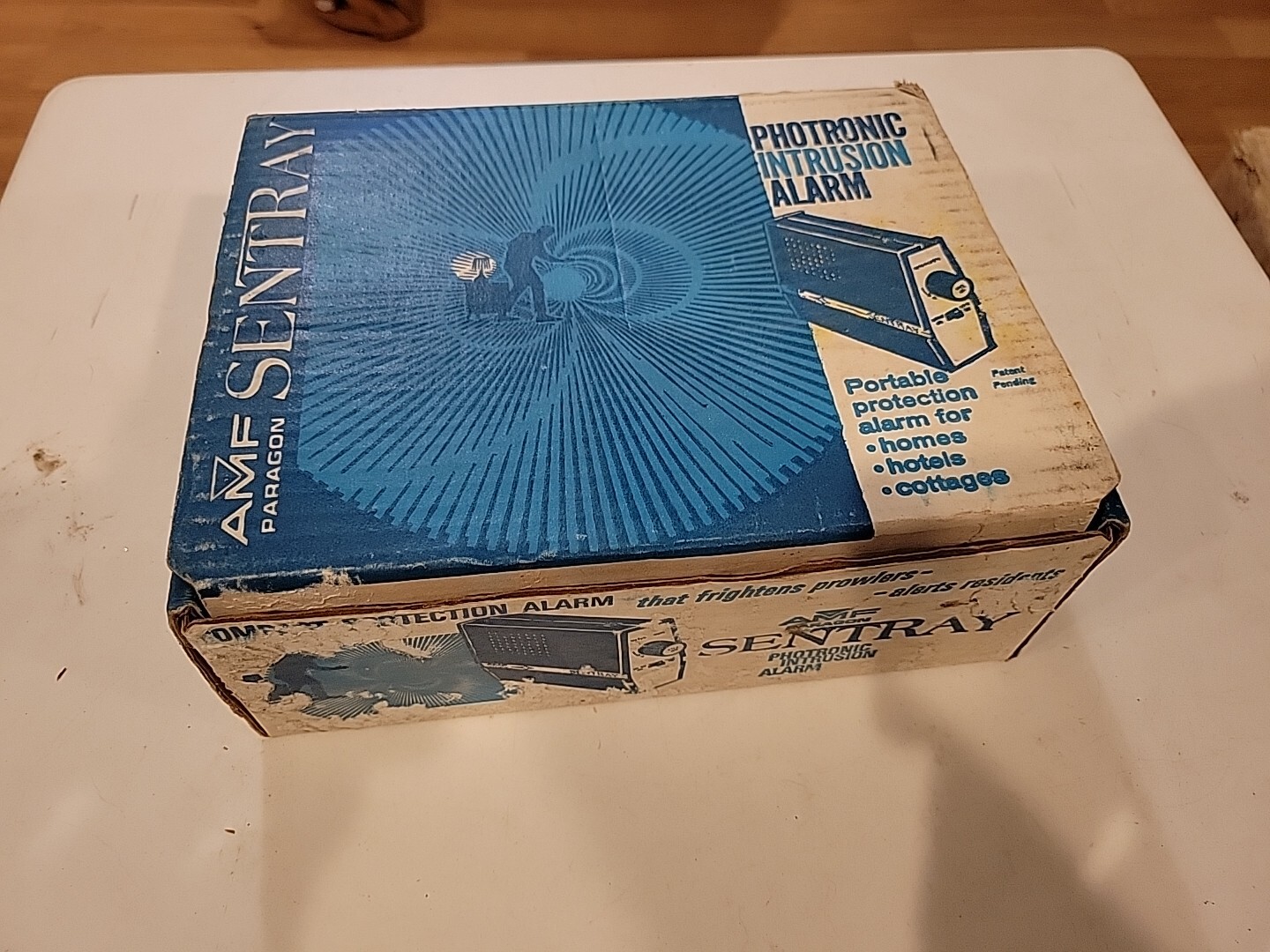 AMF Paragon Sentray Model SR1 Photronic Intrusion Alarm Nos (E)