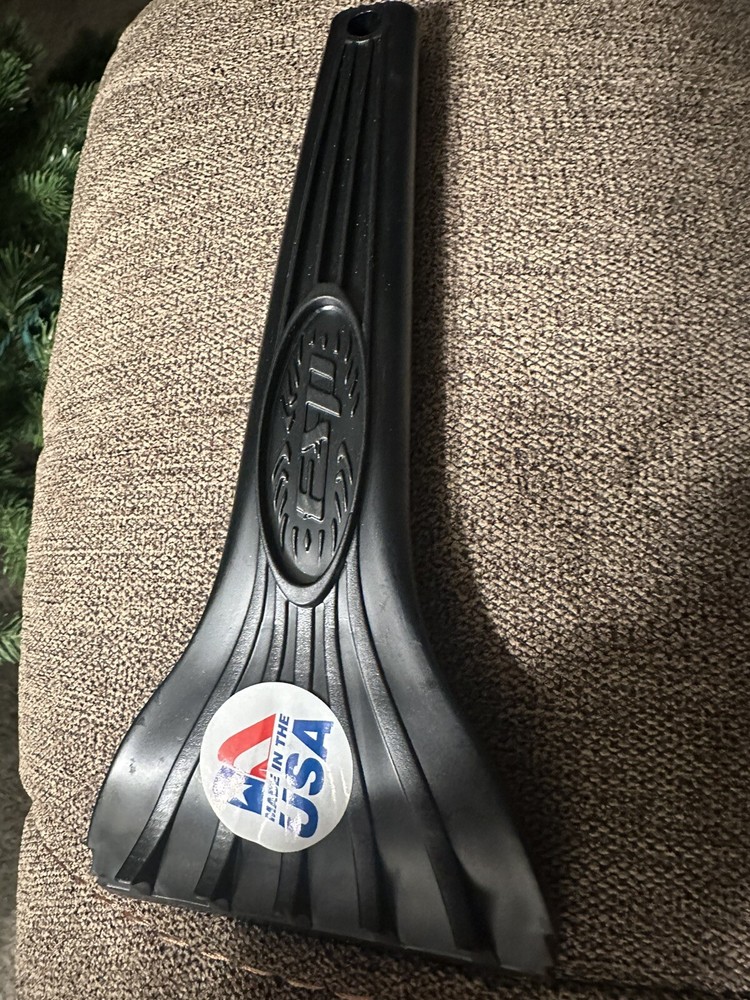 Black Plastic Ice Scraper for Car