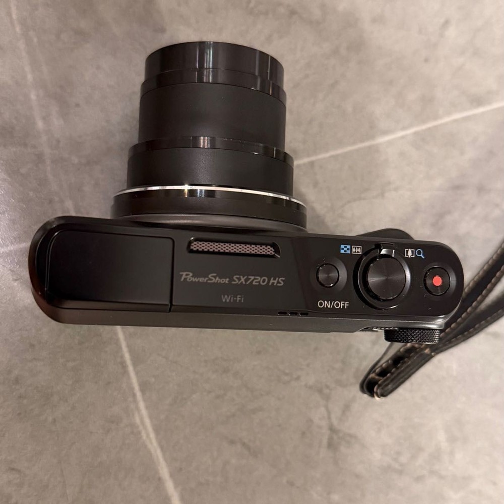 Canon PowerShot SX720 HS Compact Digital Camera, Black