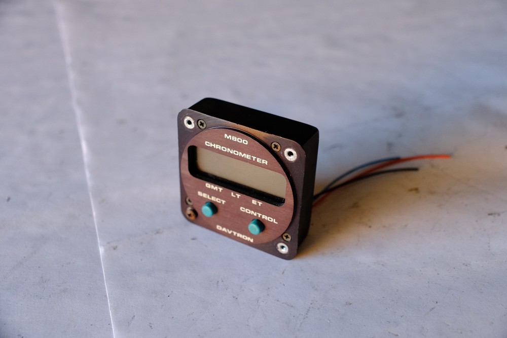 DAVTRON M800 CHRONOMETER CLOCK