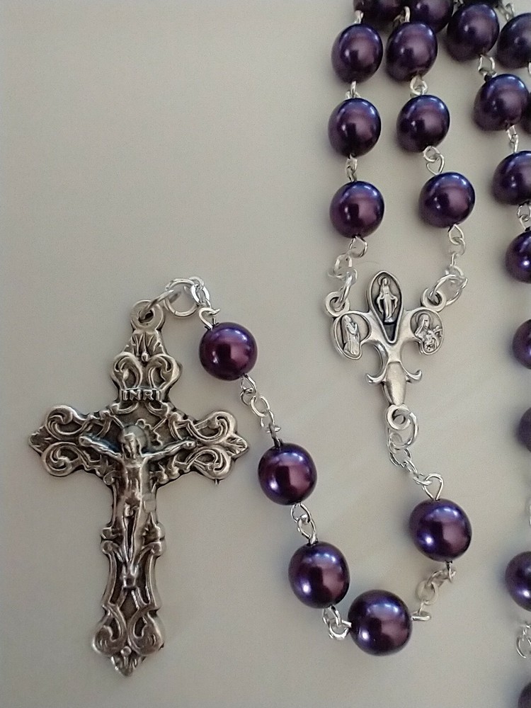 Catholic Fleur-De-Lis Purple Glass Rosary 22"