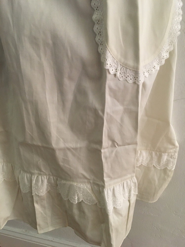 New roberta di camerino apron eyelet