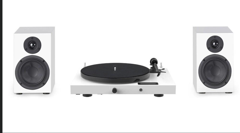 Pro-Ject Juke Box E1 Complete System Turntable Speaker Bluetooth Value $1199