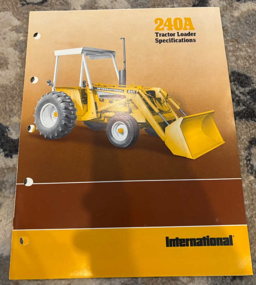 International Harvester 240A Loader Brochure AMIL25