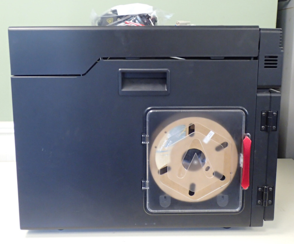 RAISE3D E2 3D PRINTER FOR PARTS/NOT WORKING