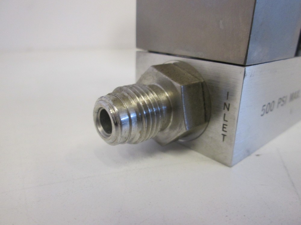 Unit Instruments, UFC-1510A, Mass Flow Controller, 20 SLPM, N2, Used