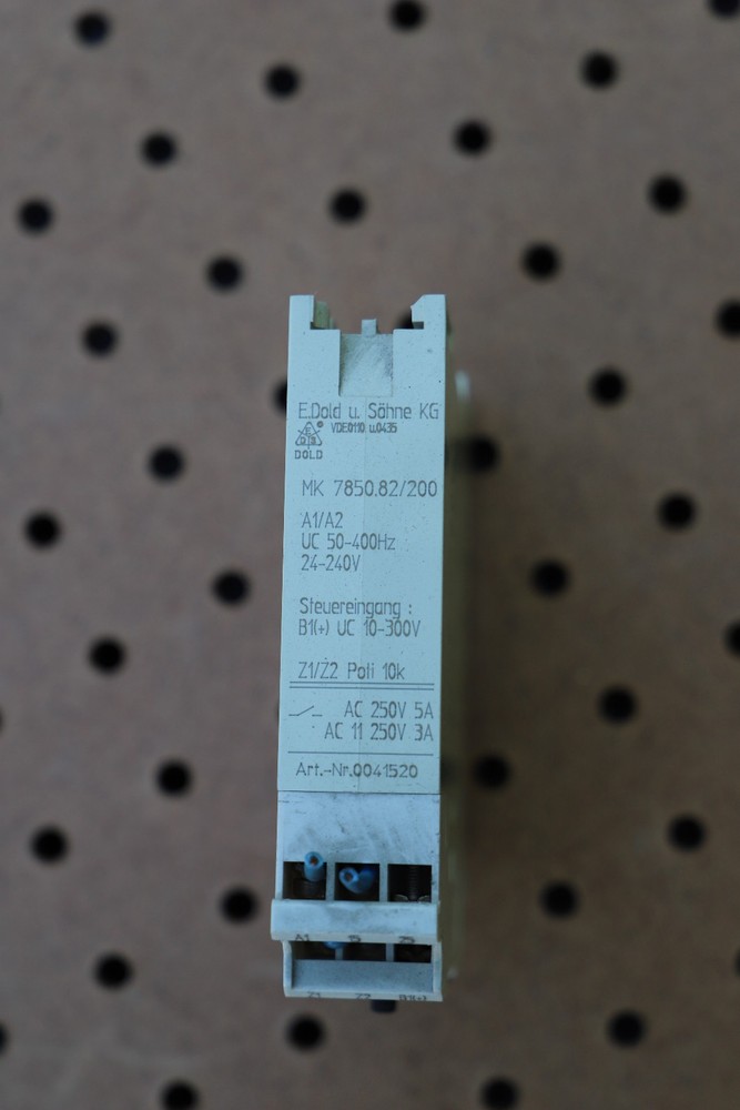 E.DOLD MK7850.82/200 INTERFACE RELAY