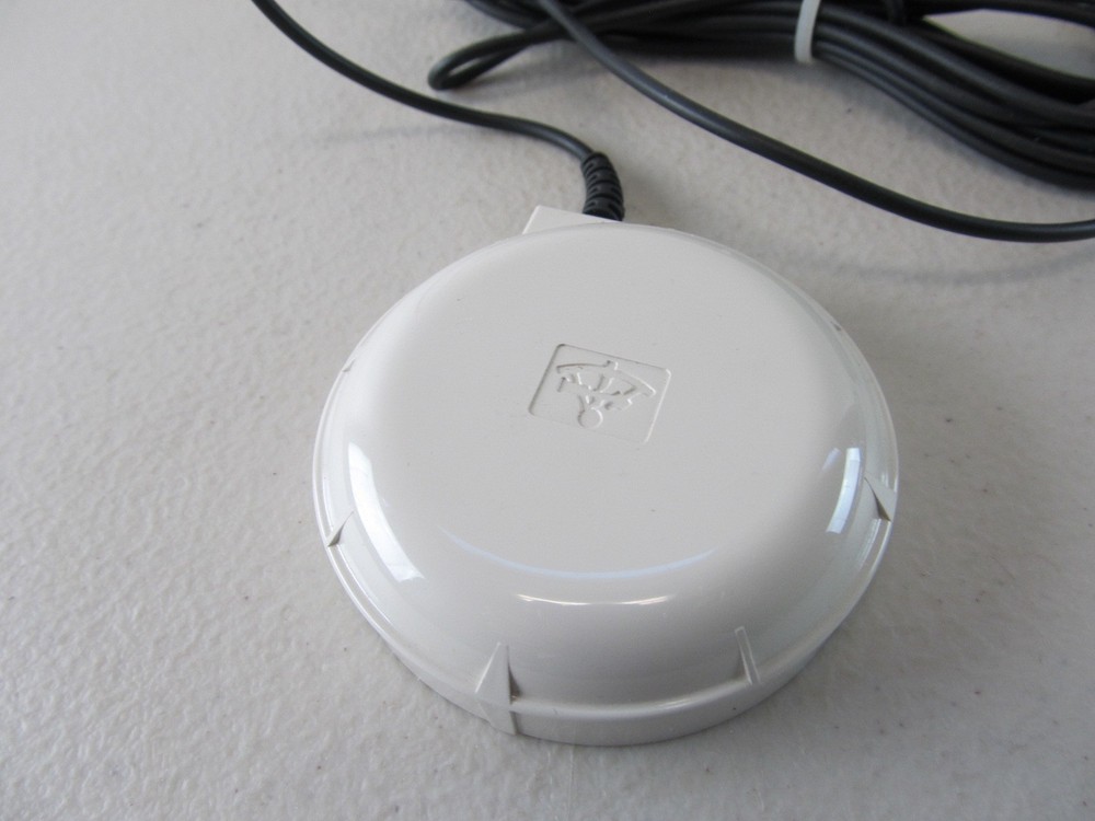 Trimble Navigation Antenna Model 18334-03