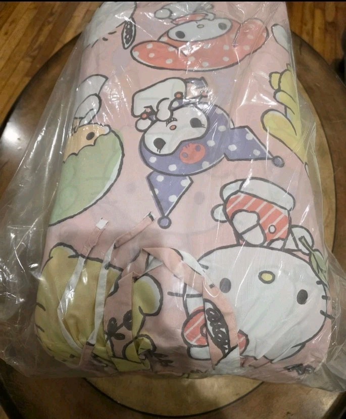 Hello Kitty Twin Comforter