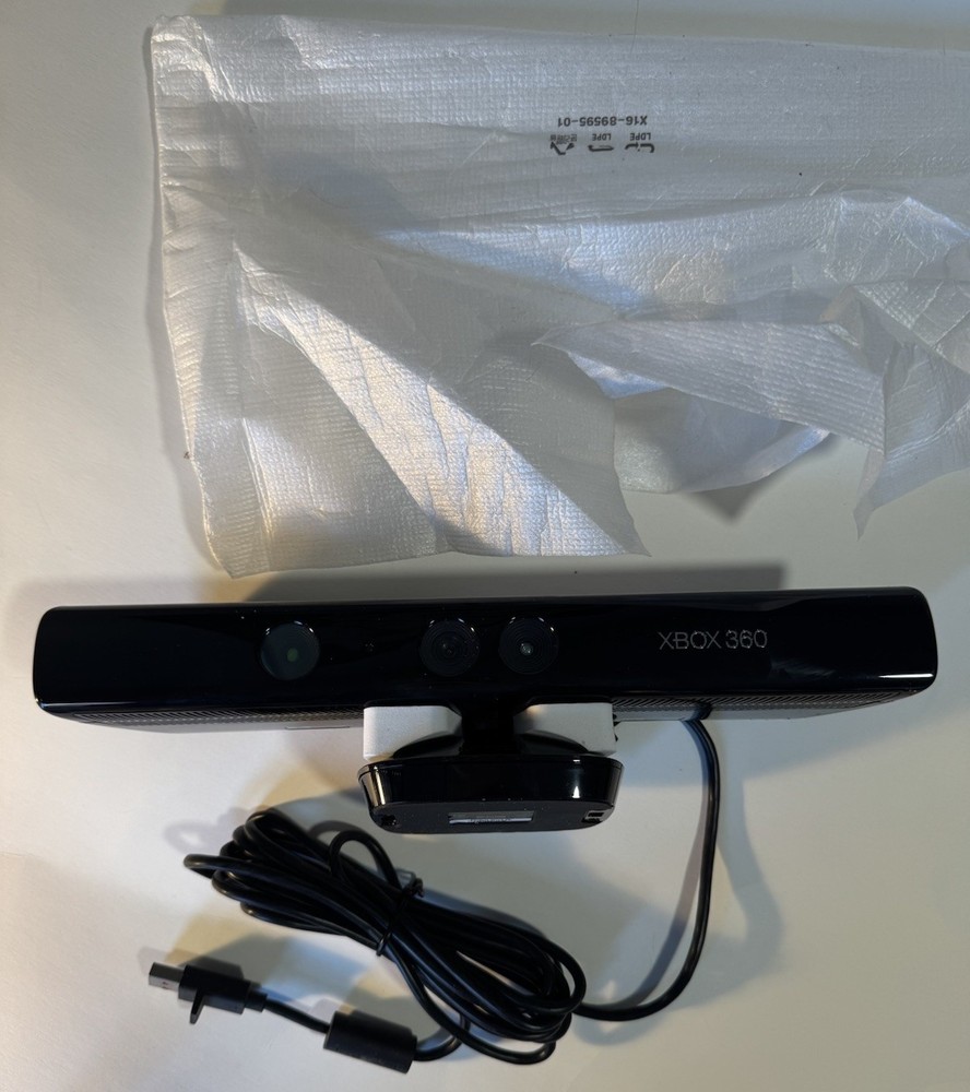 Microsoft Kinect Sensor for XBox 360
