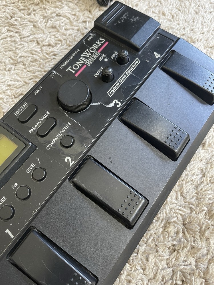 ✨Korg ToneWorks AX30G✨ Multi Effects Pedal W/PSU Working!