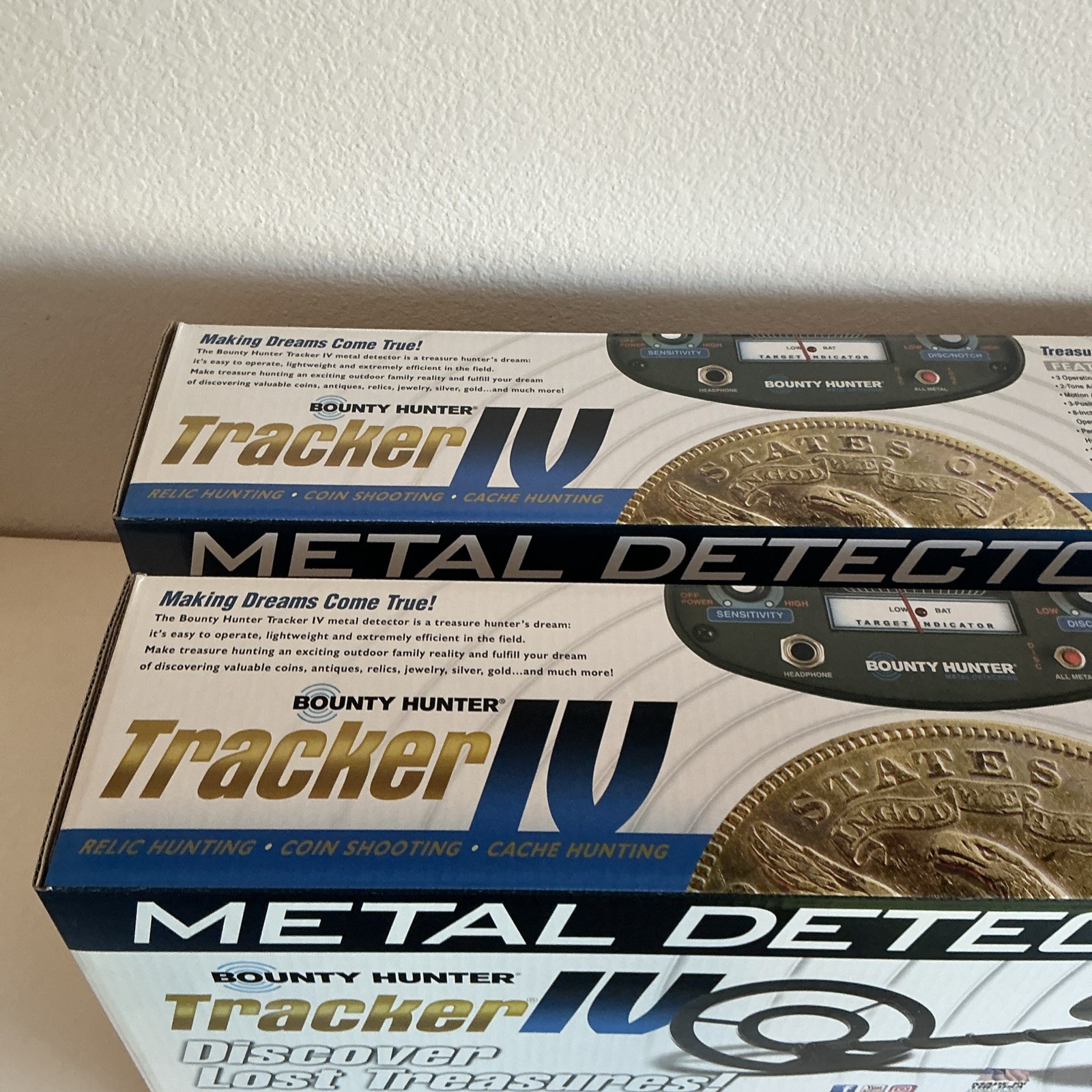 2 Pack Bounty Hunter Tracker IV Metal Detectors Waterproof