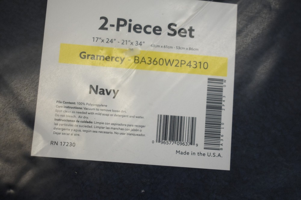 Gramercy Navy Solid Polypropylene 2 Piece Bath Mat Set Navy 17" x 24" 21" x 34"