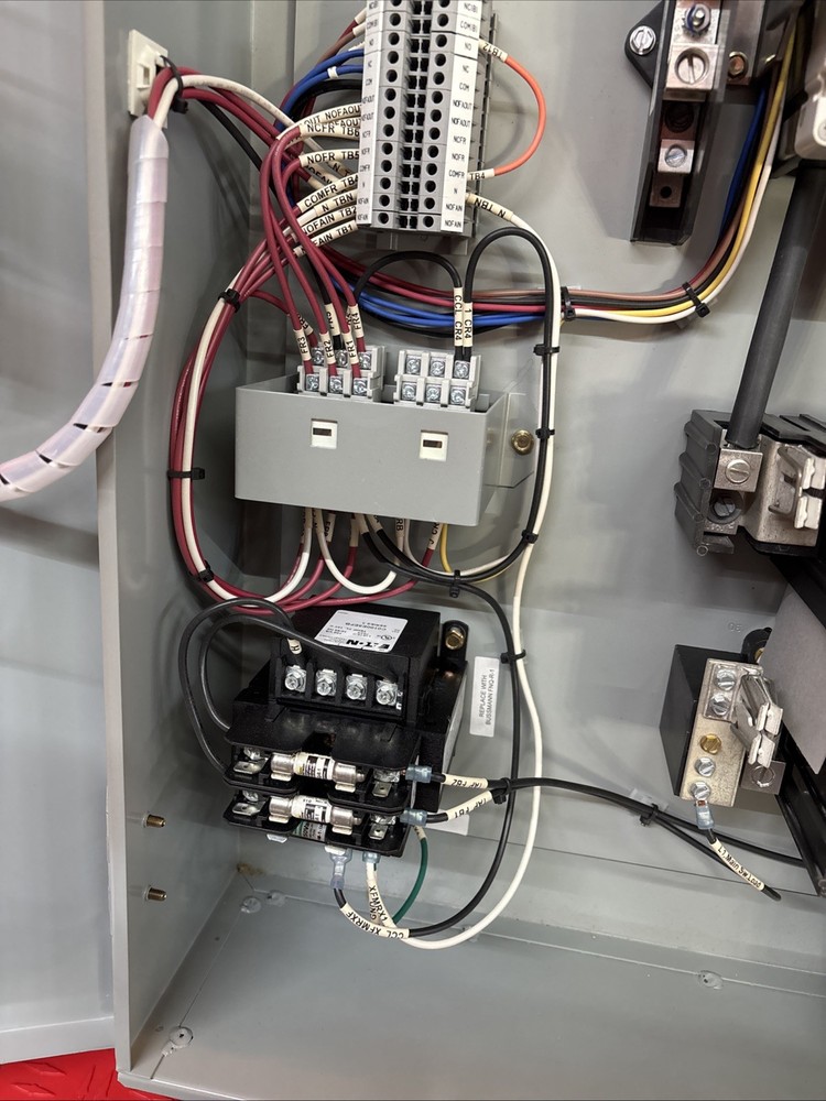 Eaton ES3T1R1GF3NB Elevator Control Switch - 100 Amp
