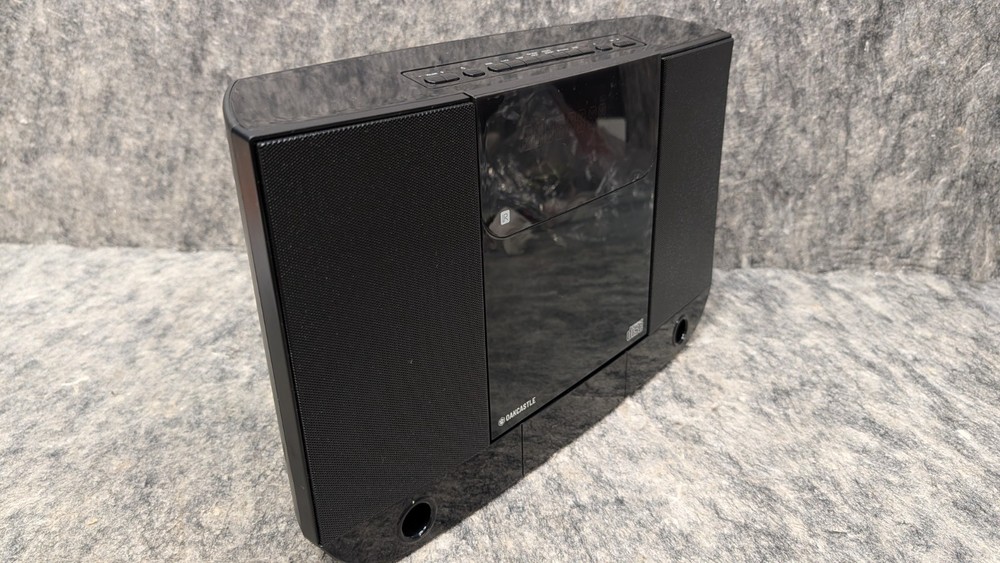 Oakcastle HIFI100 Compact Stereo System with Bluetooth Wall Mountable CD Player