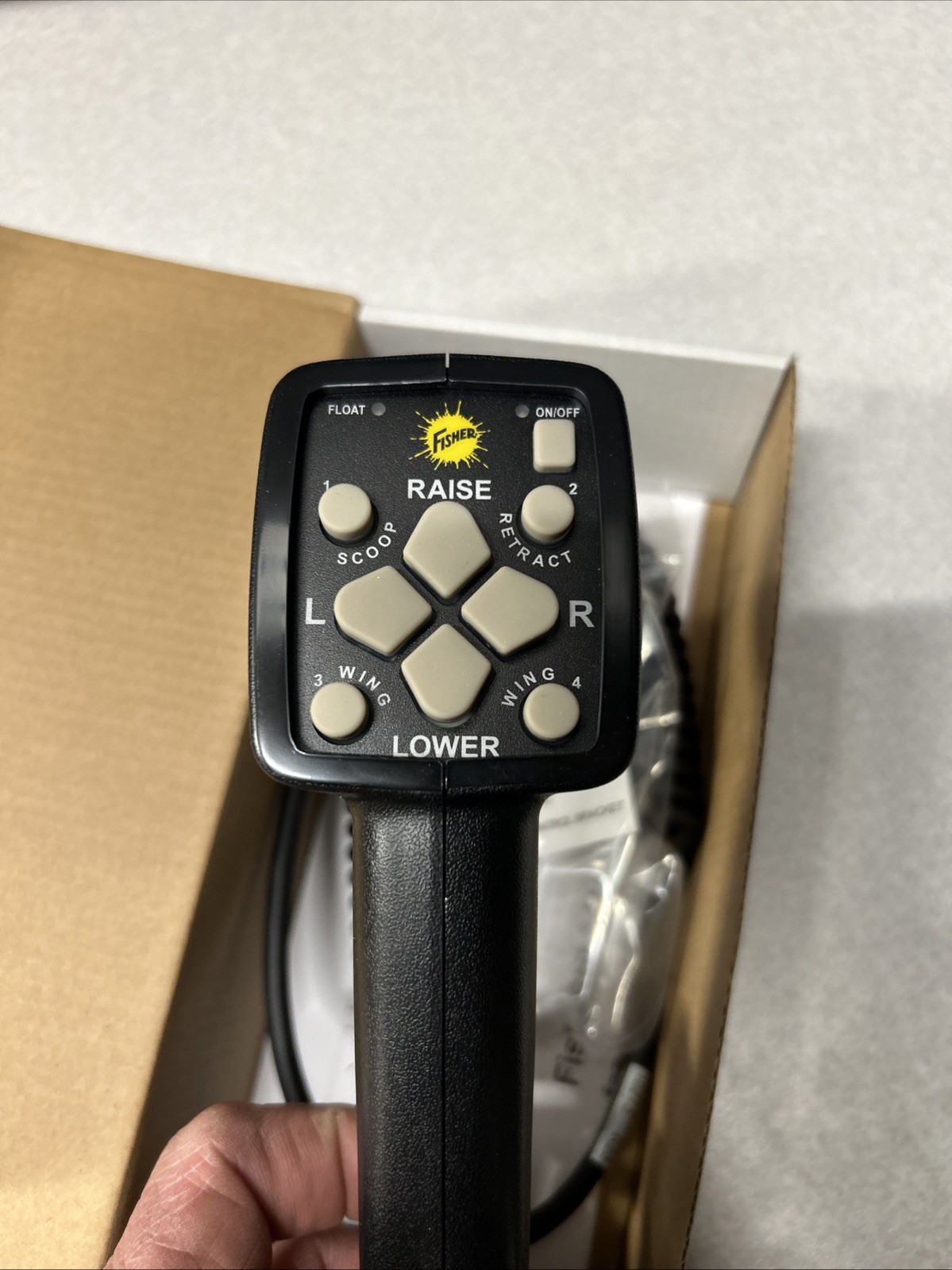 FISHER ENGINEERING CONTROL. FISHER V PLOW HANDHELD FE CONTROLLER 85100