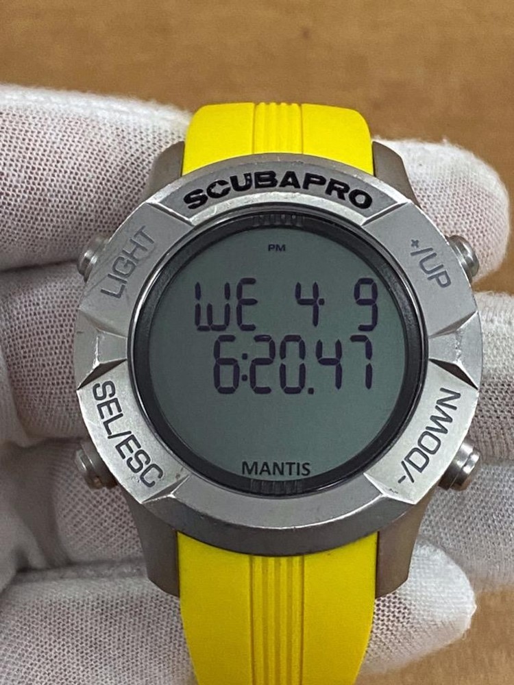 SCUBAPRO MANTIS (M1) DIVE COMPUTER WATCH- USED.