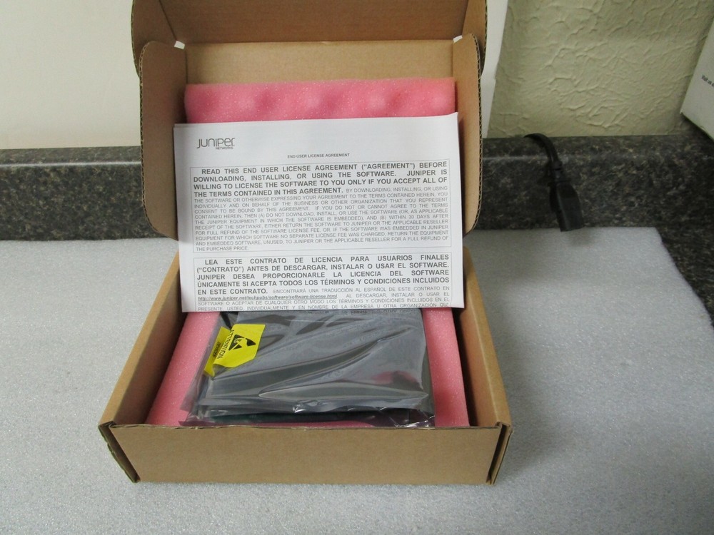 New Juniper Networks T1/E1 Mini-Physical Interface Module SRX-MP-1T1E1