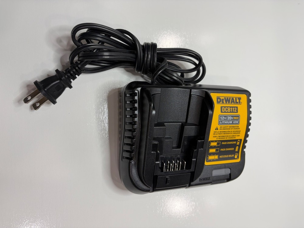 DeWalt DCB112 Max 12V / 20V Lithium-Ion Battery Charger