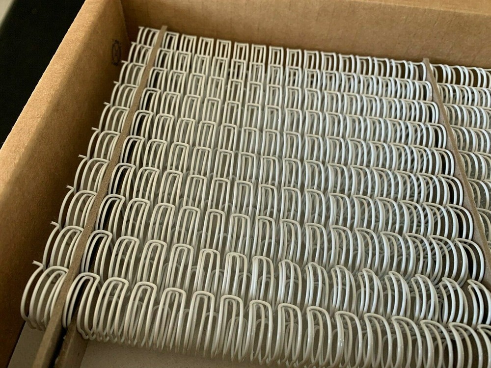 GBC WireBind Binding Spines/Spirals, 3:1 Pitch, 1/2" 100 Pack White,100 Sheets