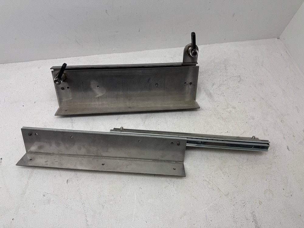 CVT UHV TPD System Temperature Programmed Desorption Vacuum Chamber