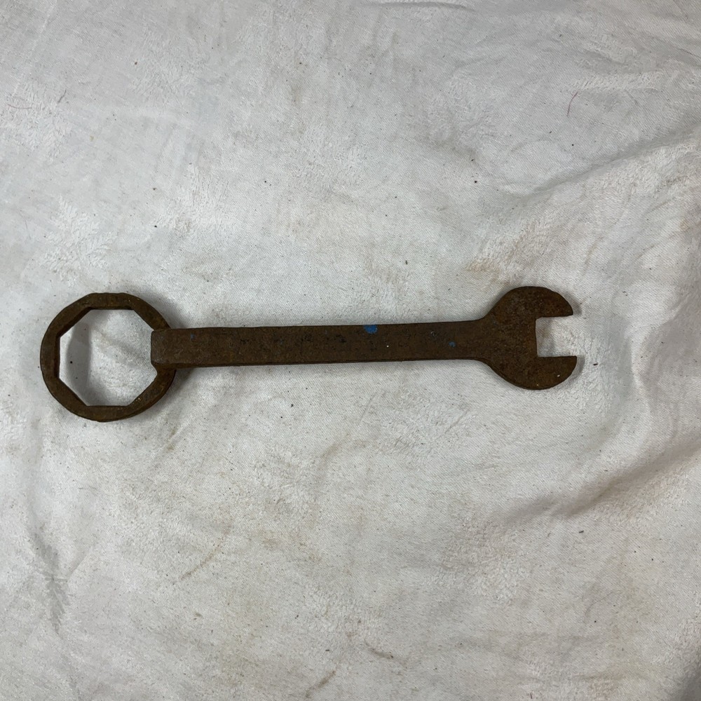 Vintage Antique Tractor Wrench open ring Spanner wagon wheel Tool farm engine