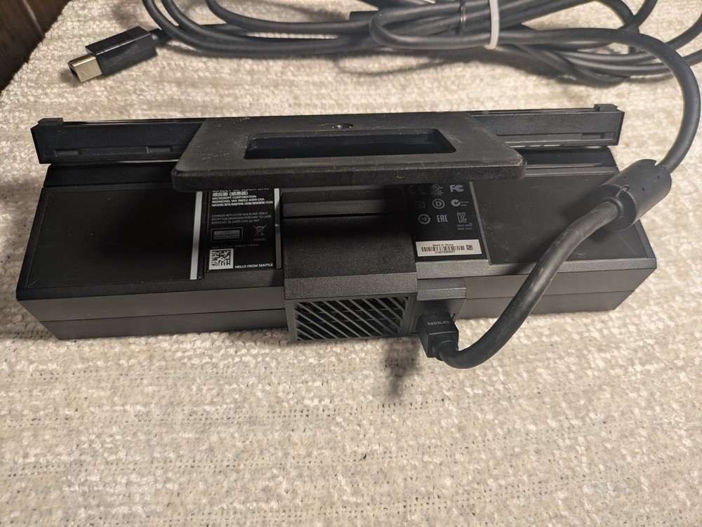 KINECT For XBOX ONE Model 1520 Sensor Bar Black