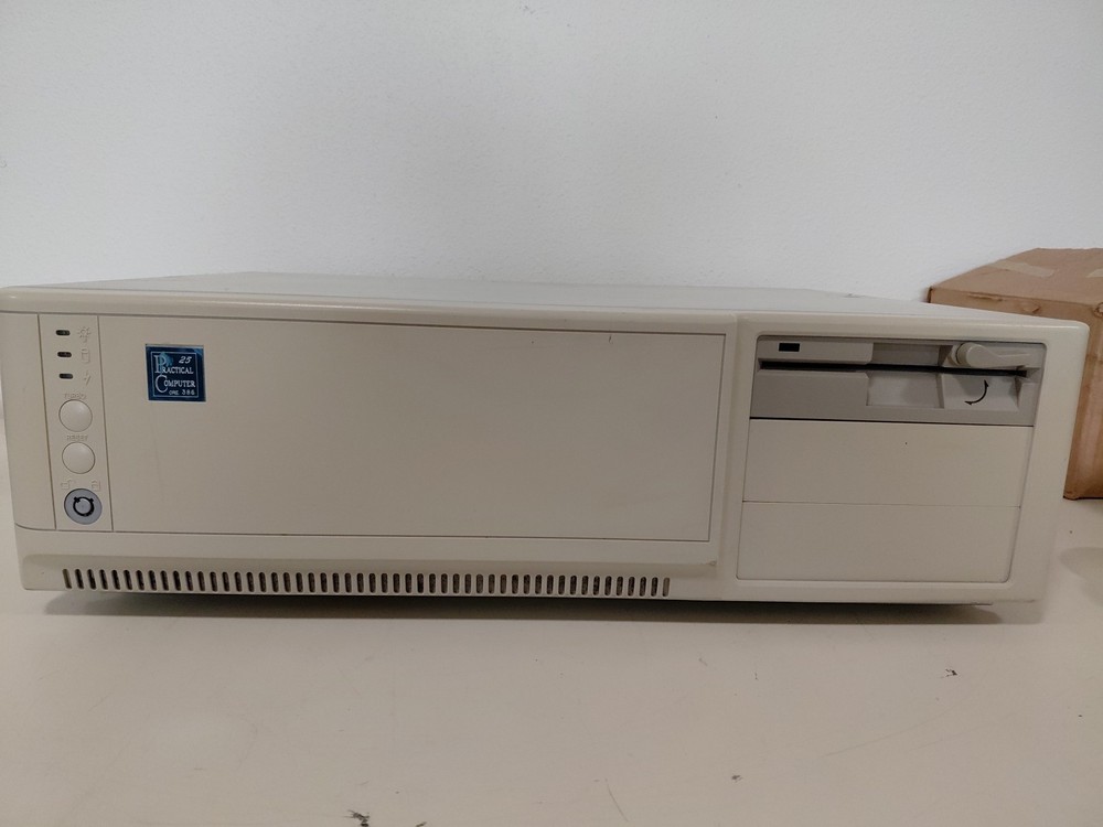 Practical Computer 25 Ore 386 Floppy Drive With Keys