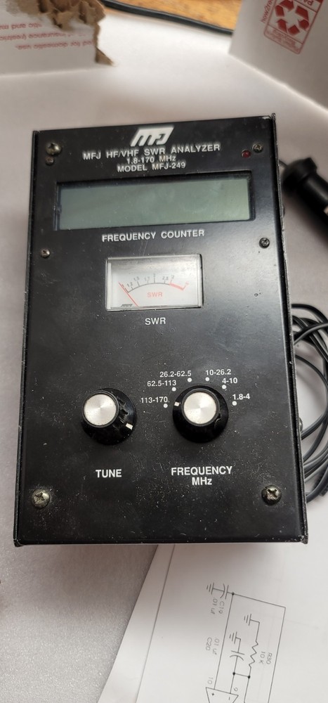 MFJ 249 HF VHF SWR ANALYZER