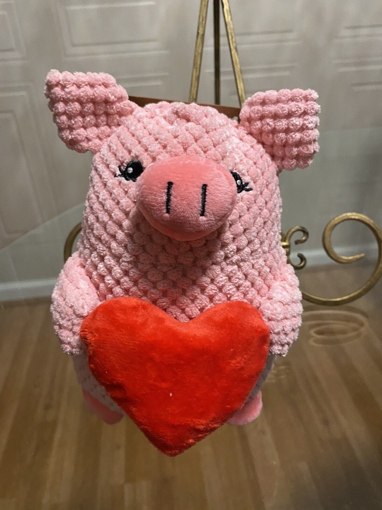 Giftable World Pet Toy | 8” Pig With clinker & squeaker.