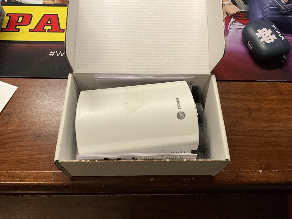 Trane ServiceFirst CO2 Wall Sensor SEN01087 X13790422010