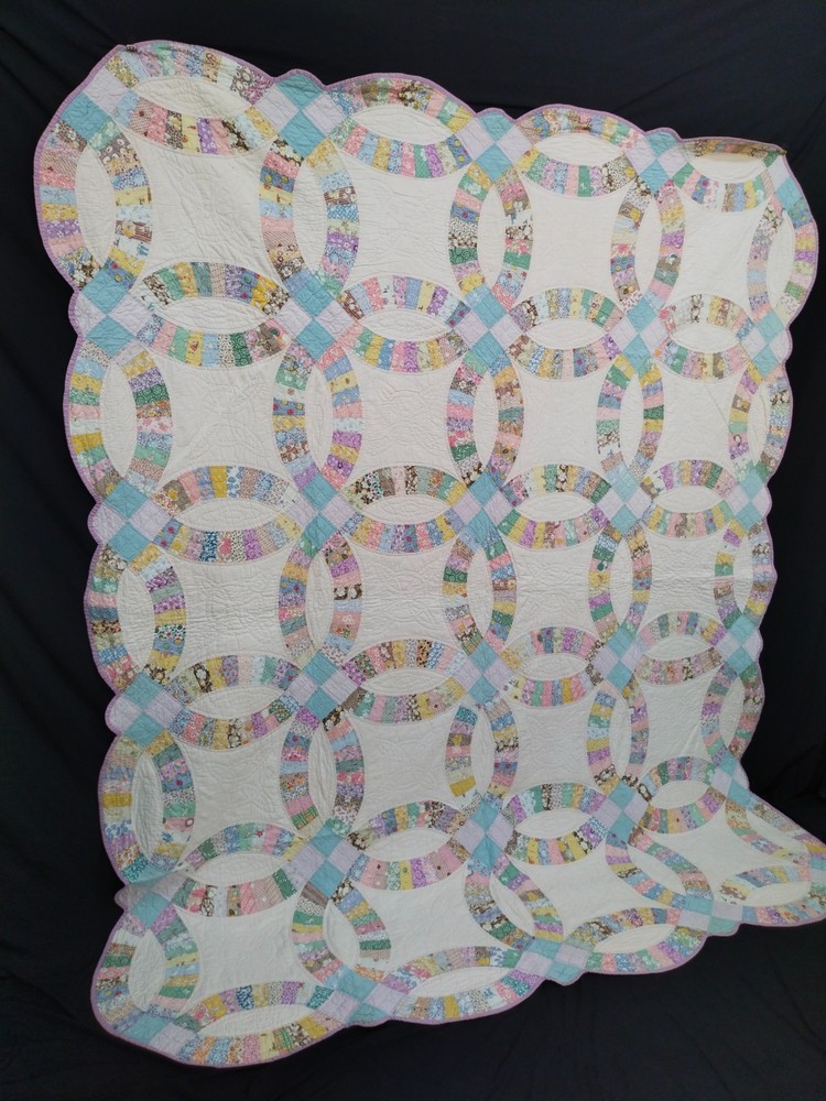 Vintage Double Wedding Ring Quilt Hand Stitched Patchwork Cottagecore A188