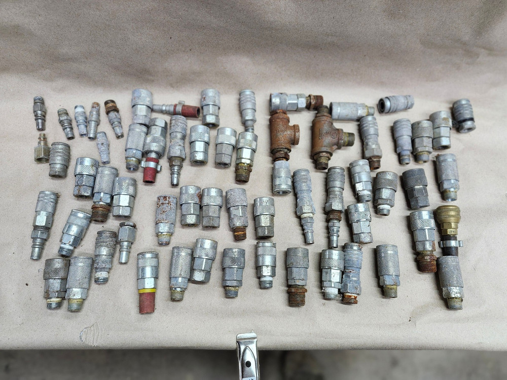 AIR TOOL FITTING ASSORTMENT