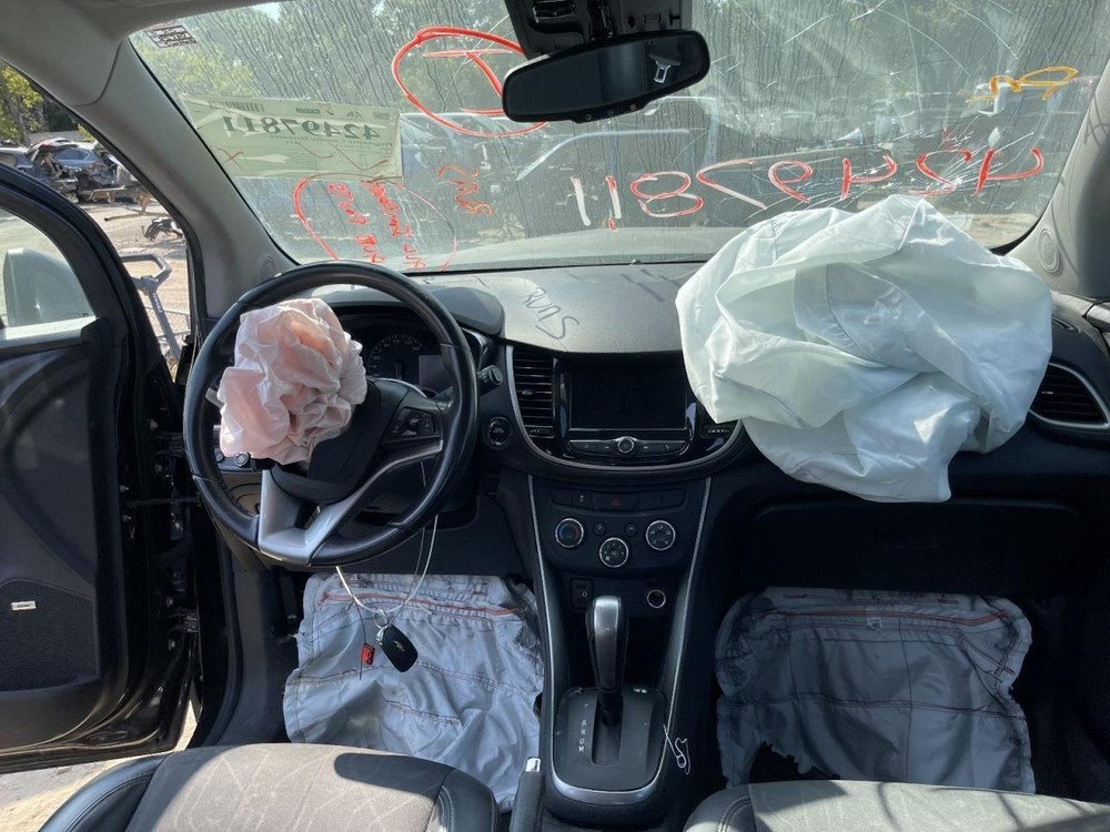 Sun Visor Left Driver Fits 17-22 TRAX 975743