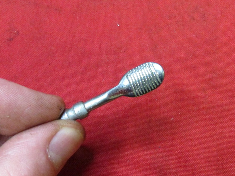 Smith & Wesson Model 1000 Operating Handle - 12 Gauge