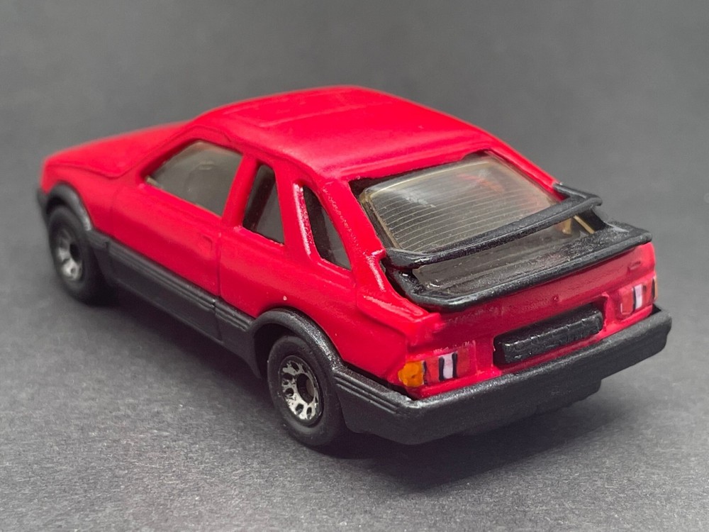 MATCHBOX 1983 FORD SIERRA - CUSTOM