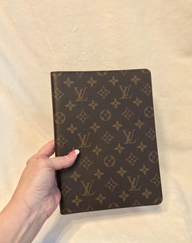 NEW LOUIS VUITTON Monogram NECESSAIRE PM WRITING FOLDER Note DESK Organizer