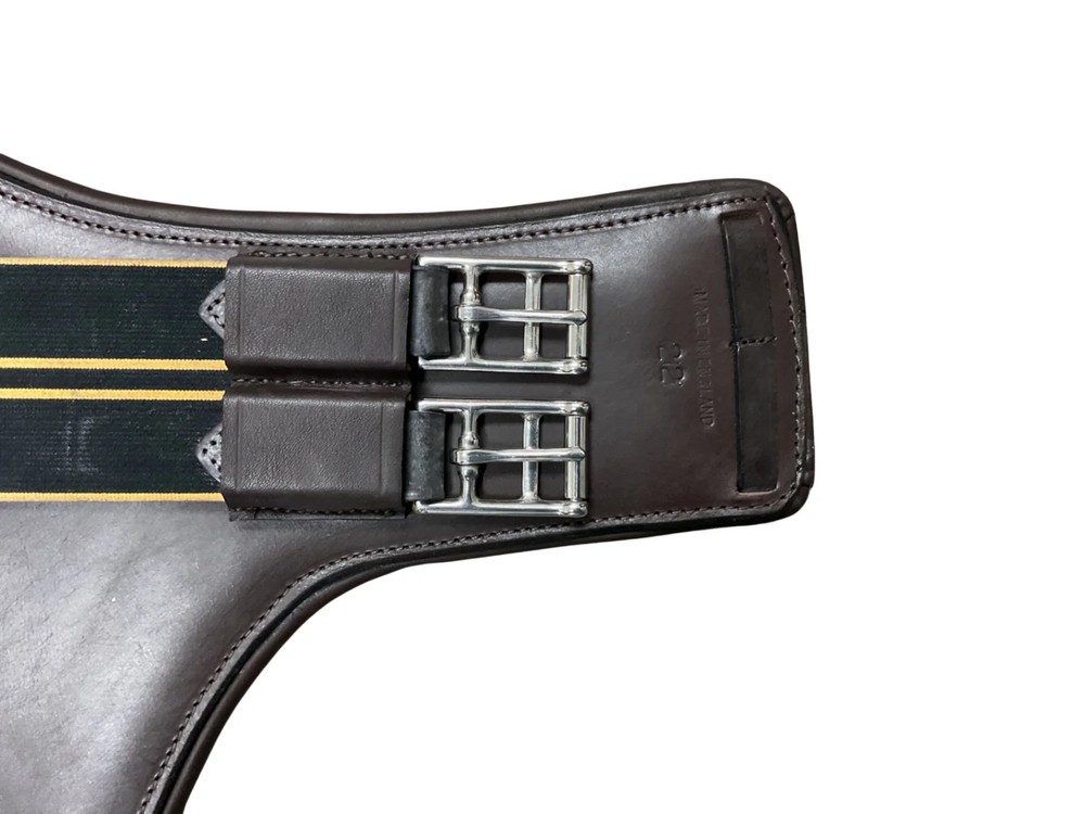 Masters Short Belly Guard Girth 22 Brown