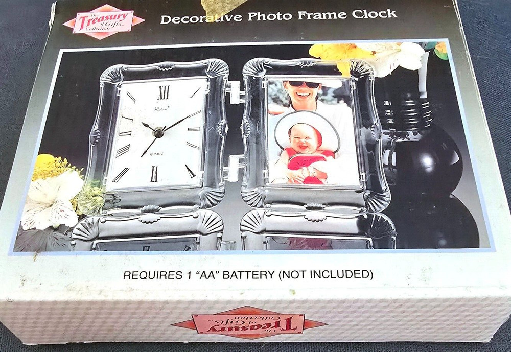 Older Plastic Standing Clock and Photo Holder