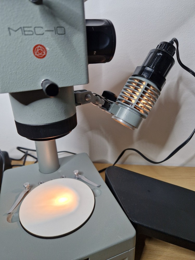 Lomo MBS-10 stereo zoom microscope. excellent condition.