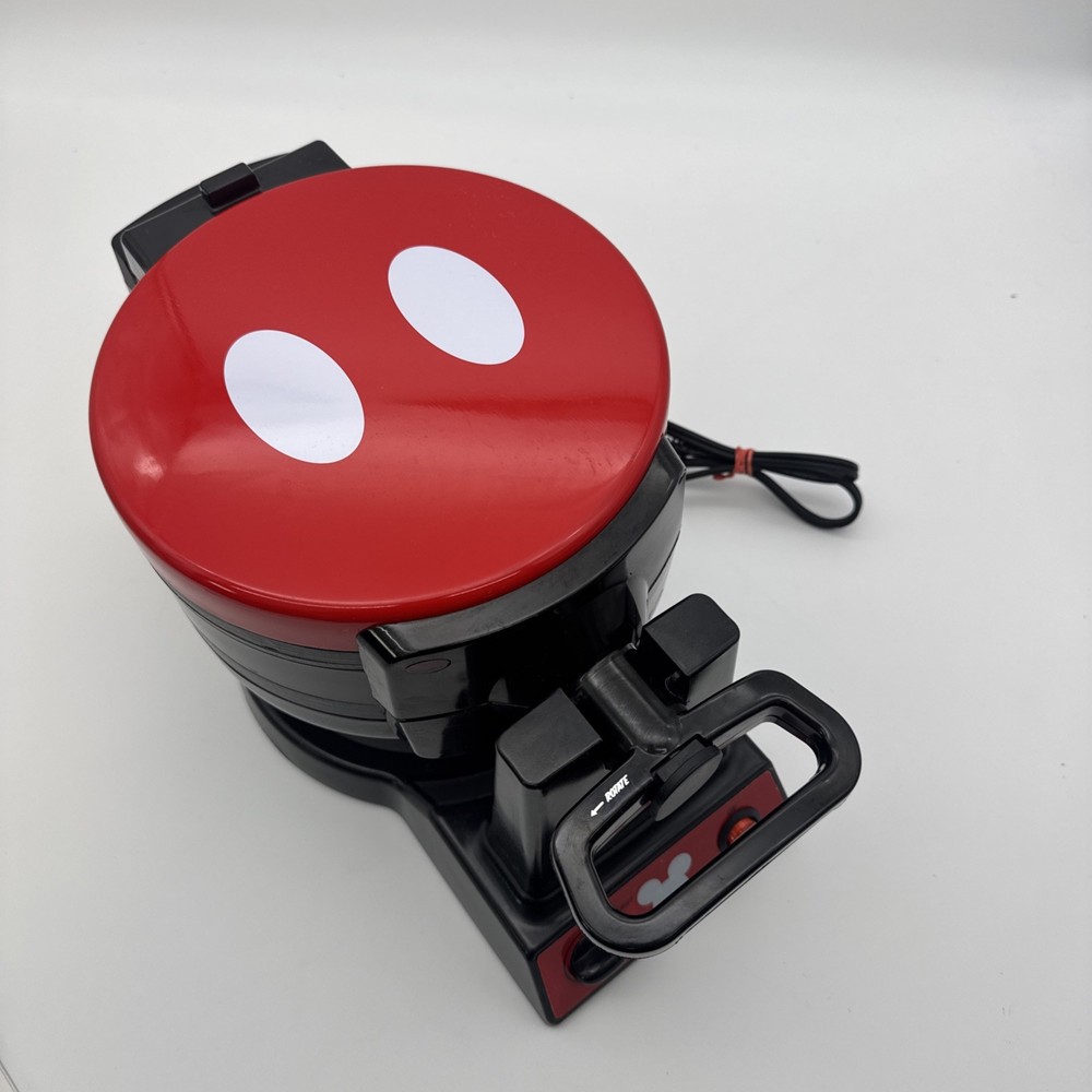 Disney Mickey Mouse MIC-62 Double Flip Waffle Maker 6 Mini Waffles Rotating Work