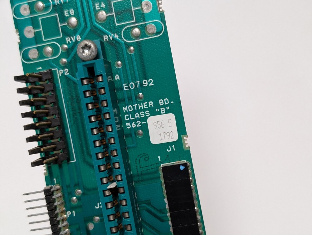 4 pcs. MOTHER BOARD Class "B" 562-856E 1792 (USED).