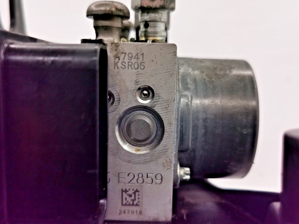 KTM DUKE 890 2020-23 Anti Lock System ABS Block Control Module Calculator Pump